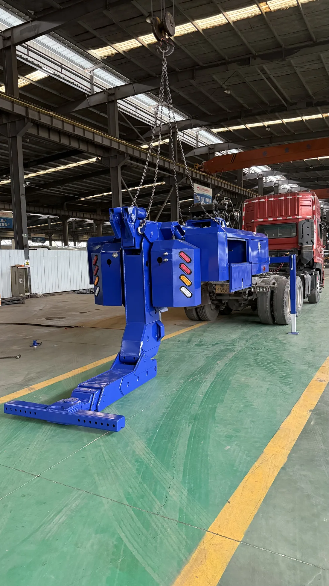 DTU detachable tow unit on a truck chassis