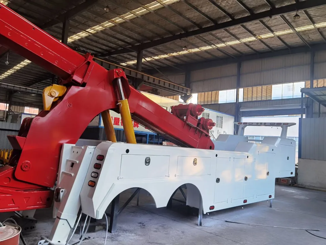 35-ton integrated wrecker, side profile