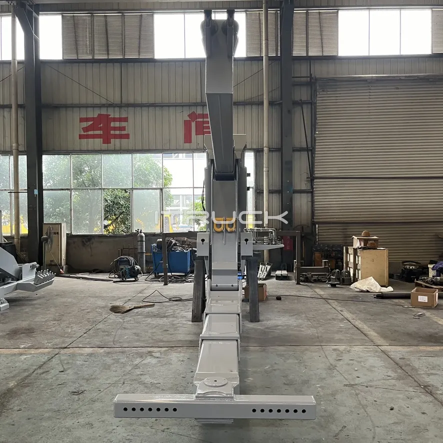 Heavy DTU rear view with underlift and crossbar extended