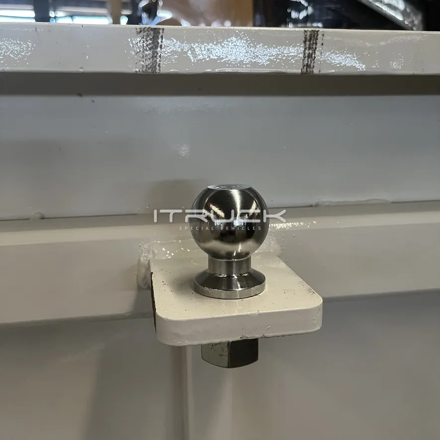 Tow ball on the rear crossmember