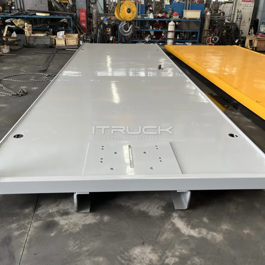 Heavy flatbed deck in light grey with winch mounting plate