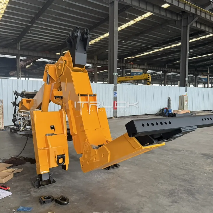 Yellow boom and underlift assembly before body fitting