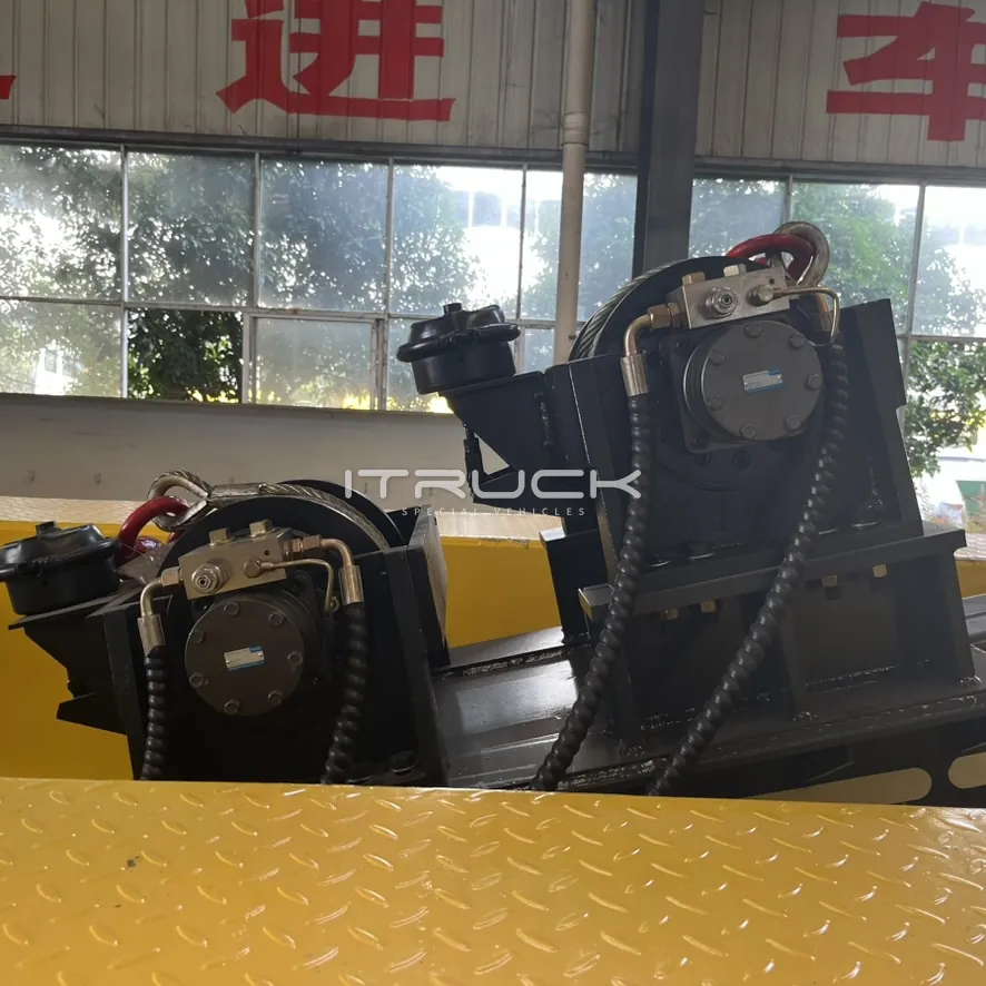 Twin planetary winches mounted on the 12T body