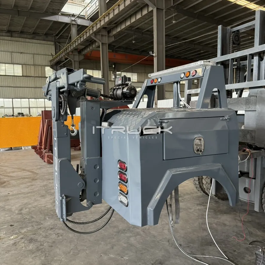 Mini wrecker body rear quarter with boom and winch