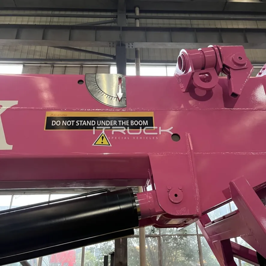 Boom angle indicator and safety decal on the rotator boom